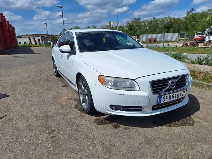 Volvo S80 2009 photo 2
