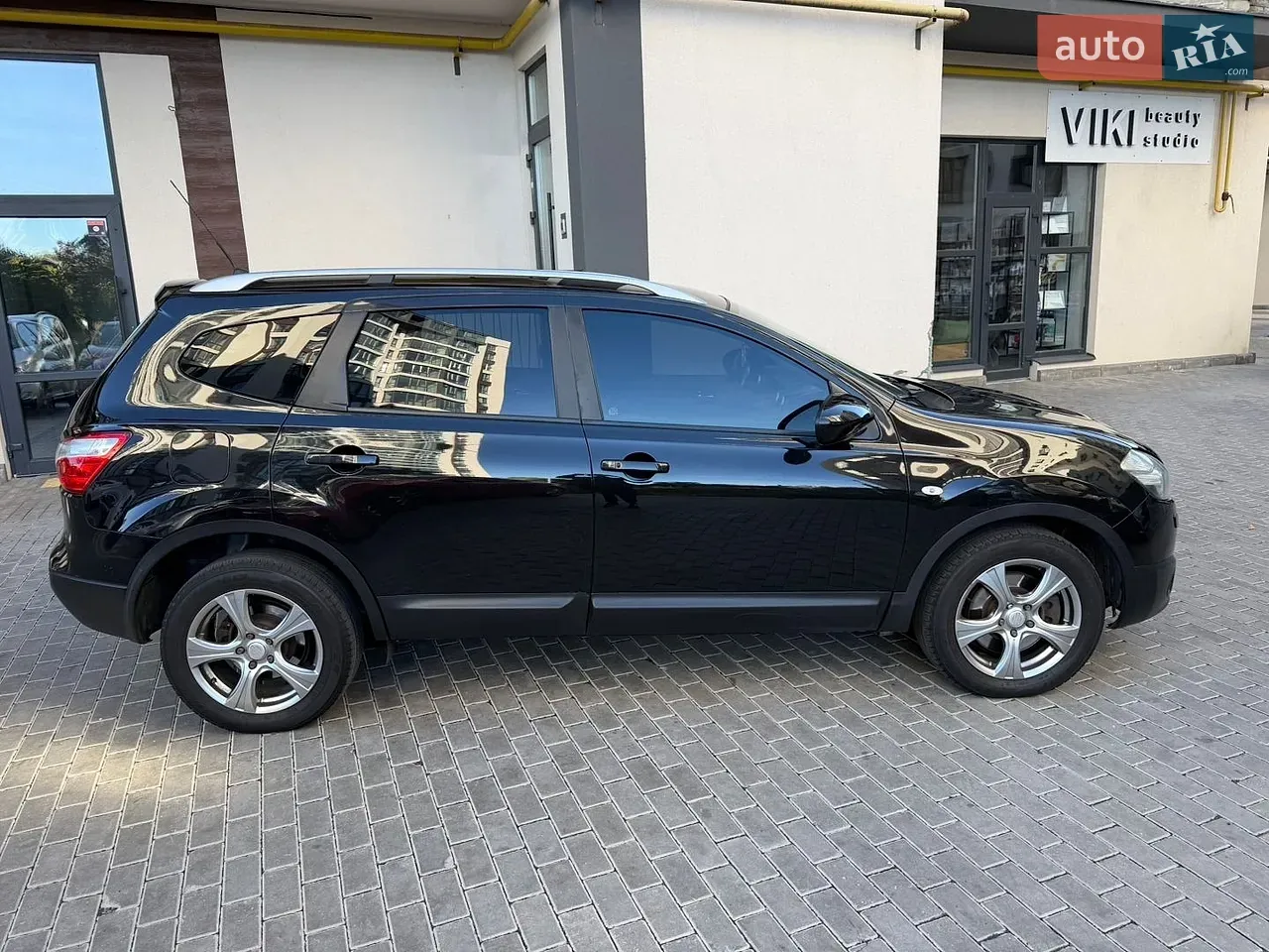 Nissan Qashqai+2 2010 photo 5