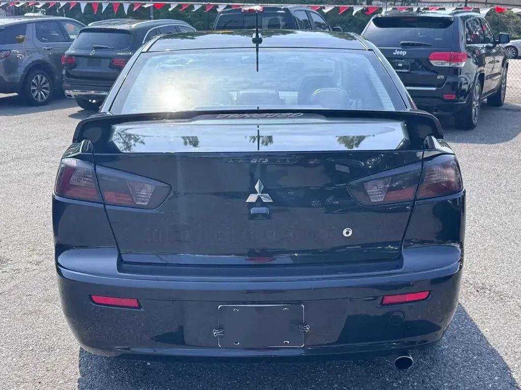 Mitsubishi Lancer 2016 photo 4