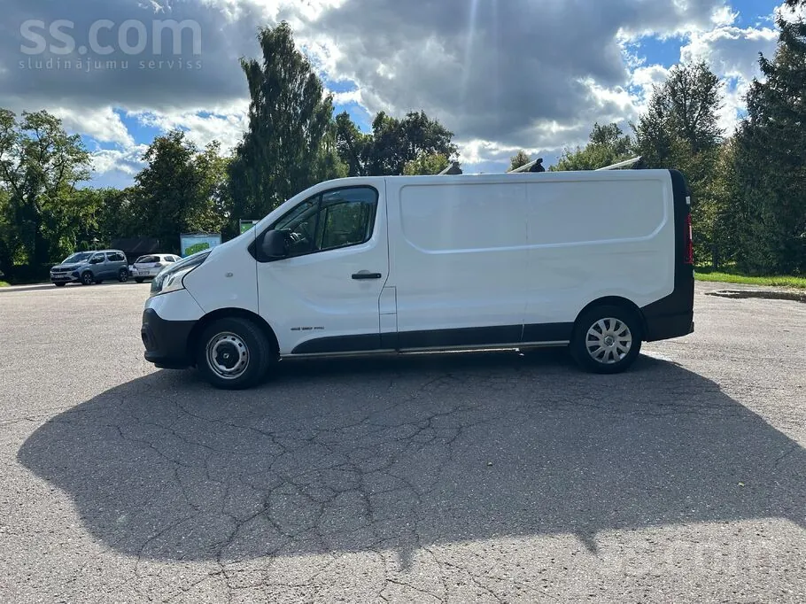 Renault Trafic 2015 photo 3
