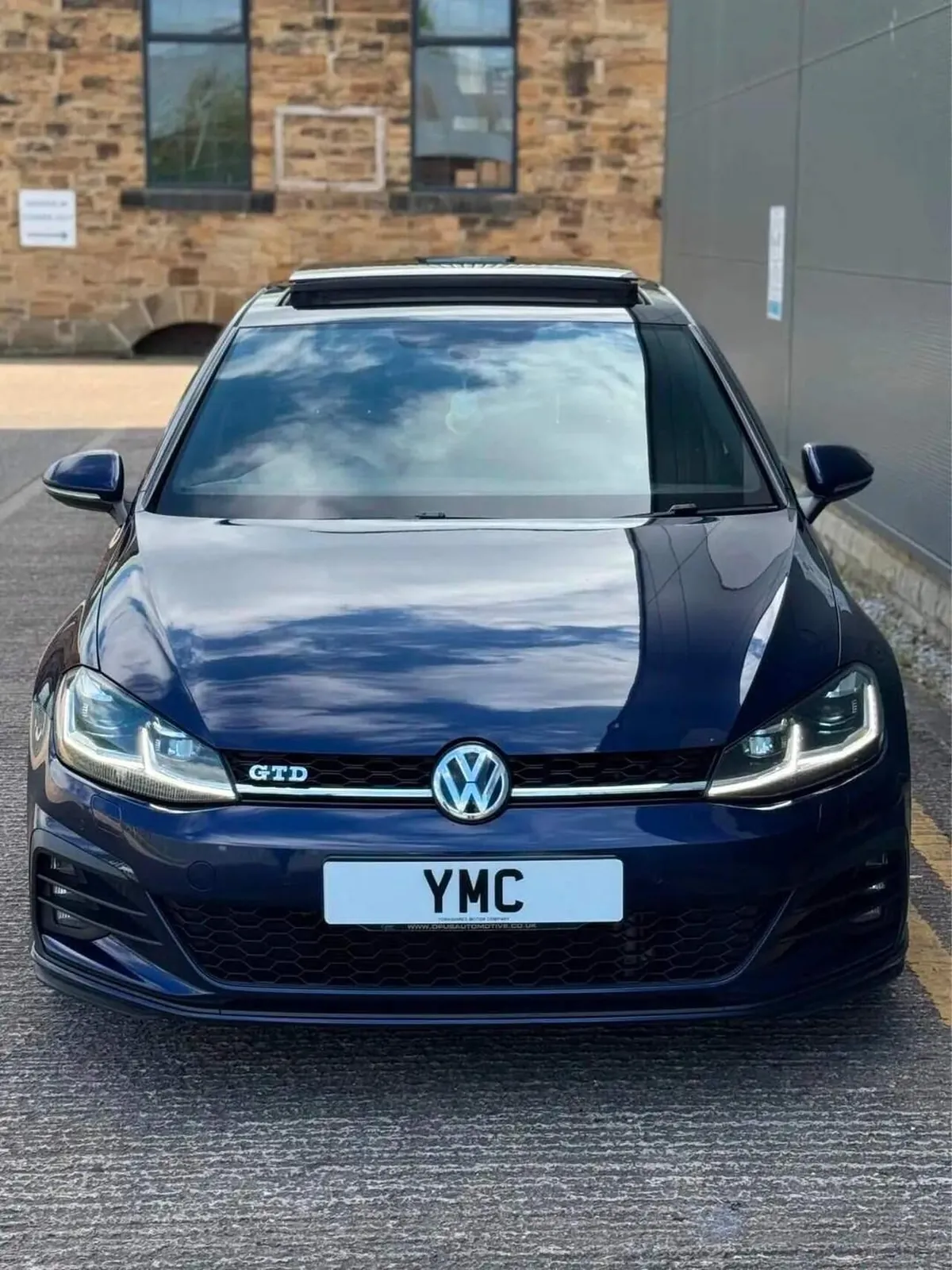 Volkswagen Golf 2018 photo 2