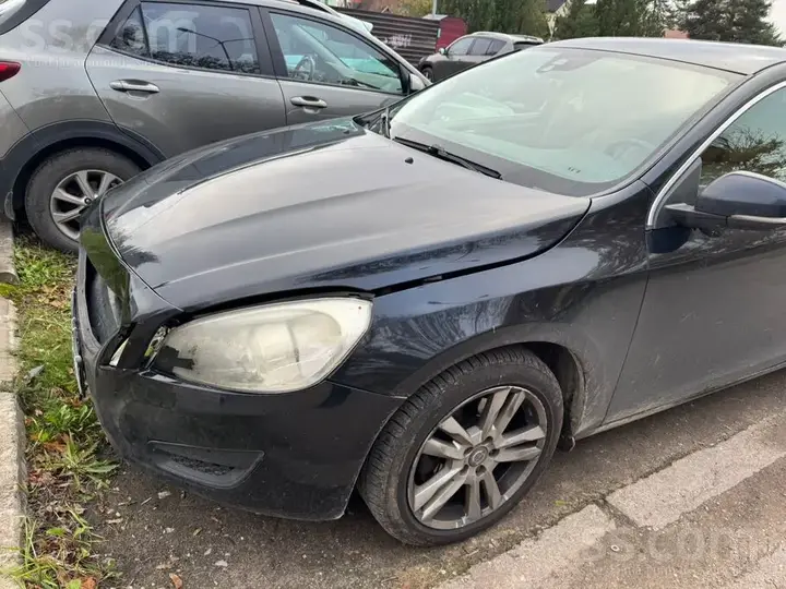 Volvo V60 2012 photo 5