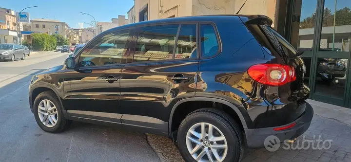 Volkswagen Tiguan 2011 photo 5