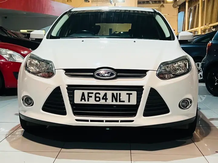 Ford Focus 2014 photo 3