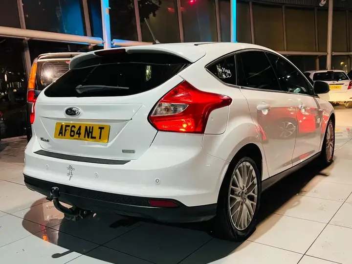 Ford Focus 2014 photo 5