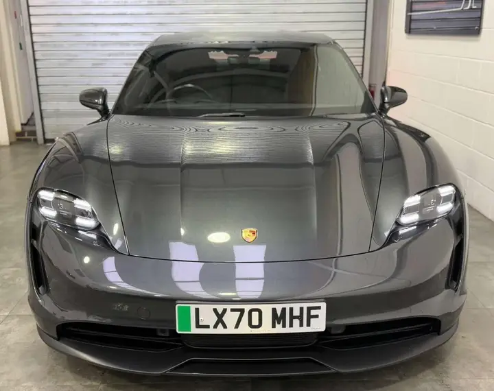 Porsche Taycan 2020 photo 2