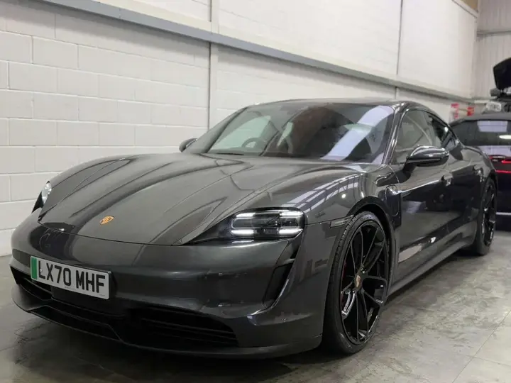 Porsche Taycan 2020 photo 3
