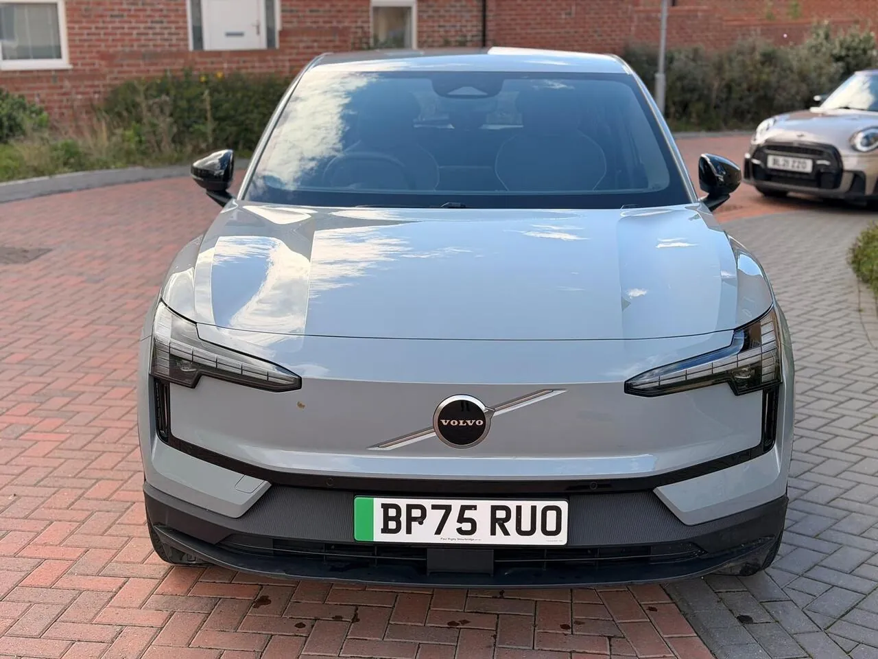 Volvo Ex30 2026 photo 2