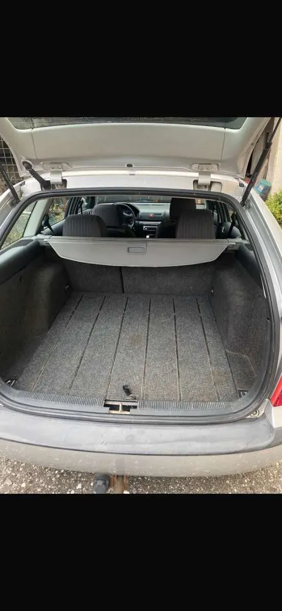 Skoda Octavia 2002 photo 2