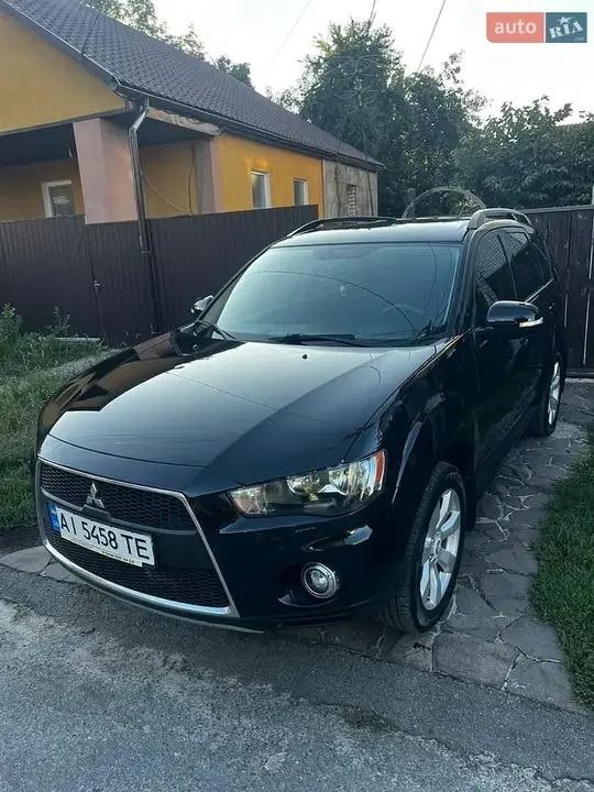 Mitsubishi Outlander