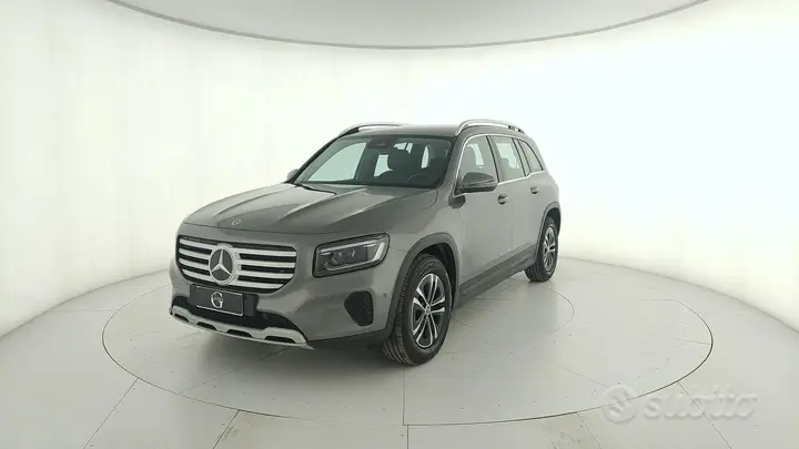 Mercedes-Benz Glb