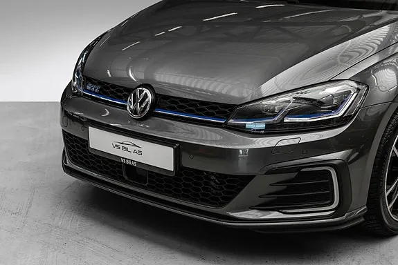 Volkswagen Golf Viii 2018 photo 2