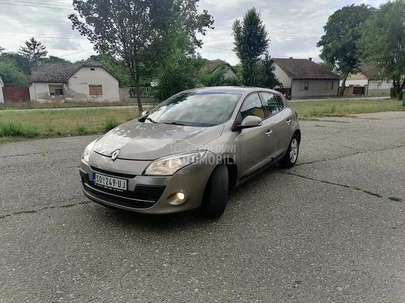 Renault Megane 2009 photo 2