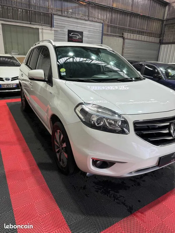 Renault Koleos 2011 photo 2