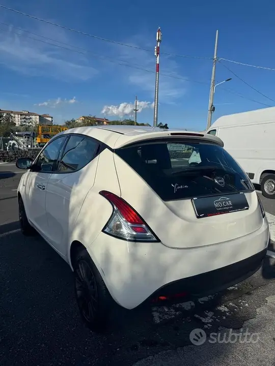 Lancia Ypsilon 2022 photo 4