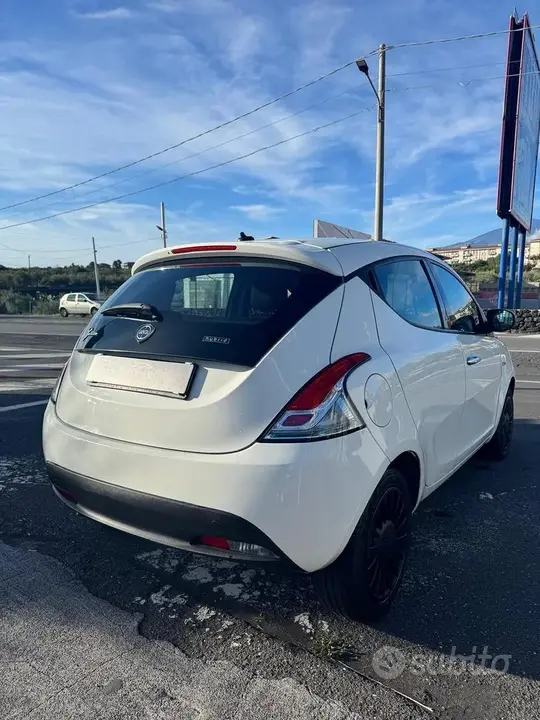 Lancia Ypsilon 2022 photo 5