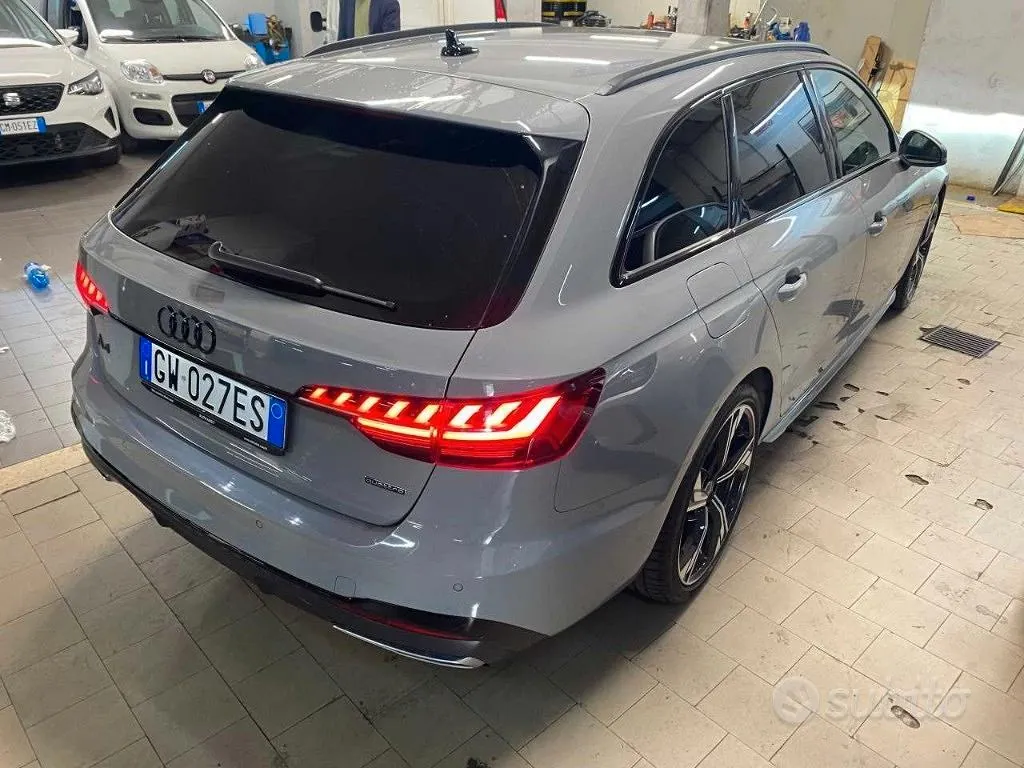 Audi A4 Avant 2024 photo 3