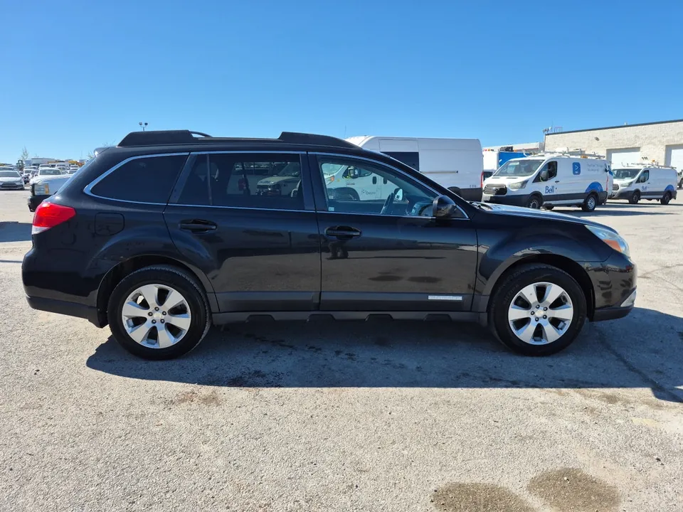 Subaru Outback 2012 photo 4