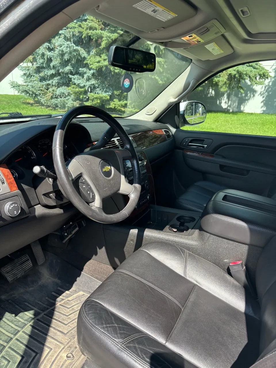 Chevrolet Avalanche 2012 photo 3