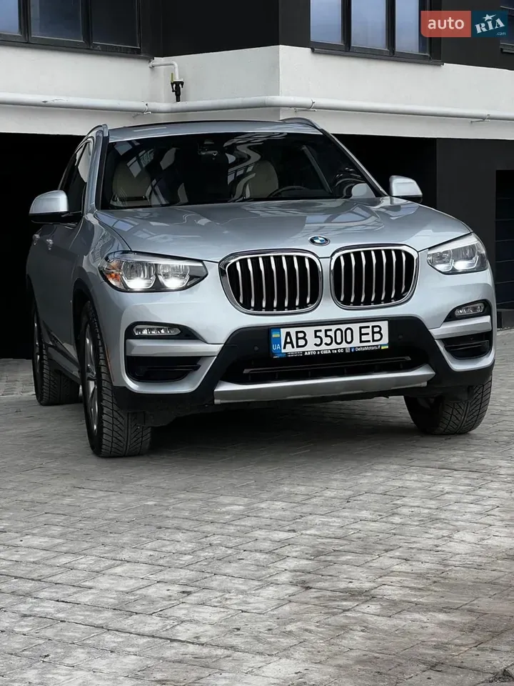 BMW X3 2019 photo 2