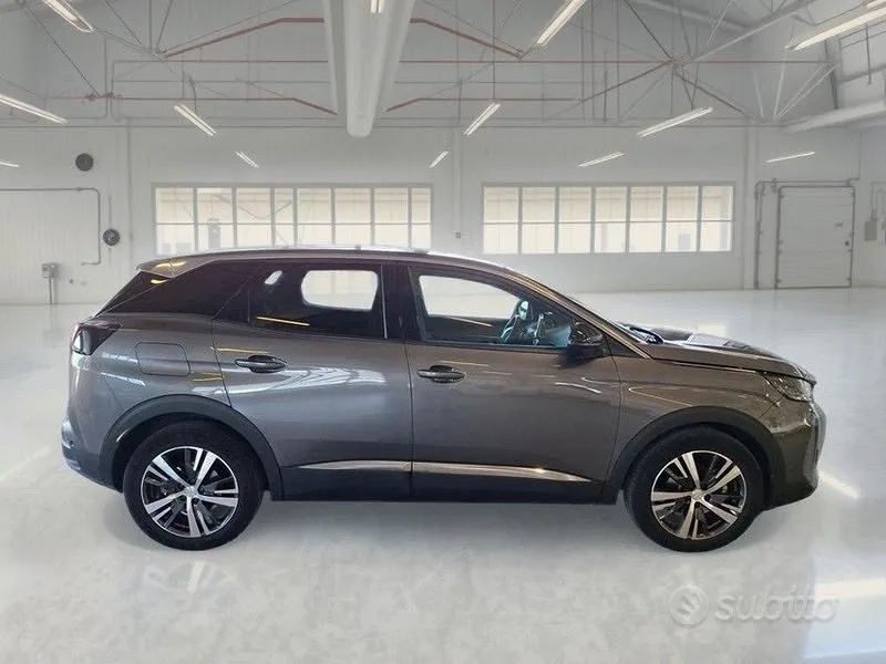 Peugeot 3008 2023 photo 3