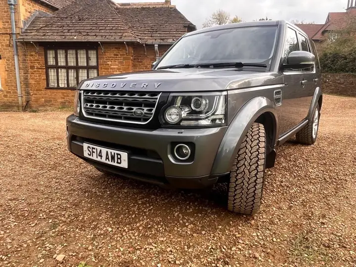 Land Rover Discovery 4 2014 photo 3