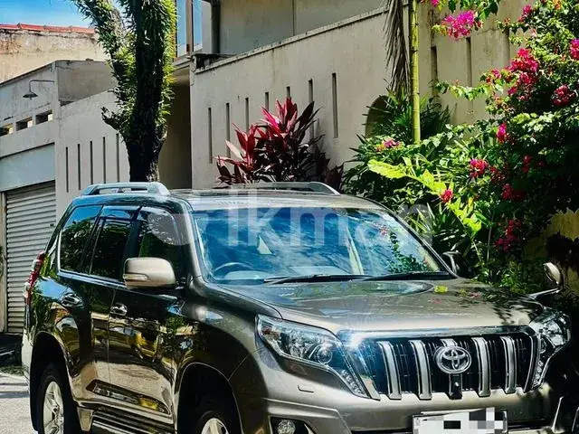 Toyota Land Cruiser Prado 2015 photo 4