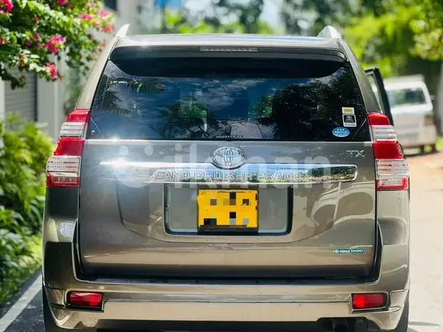 Toyota Land Cruiser Prado 2015 photo 3