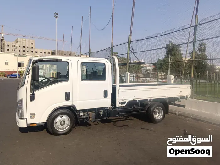 Isuzu Other 2023 photo 3