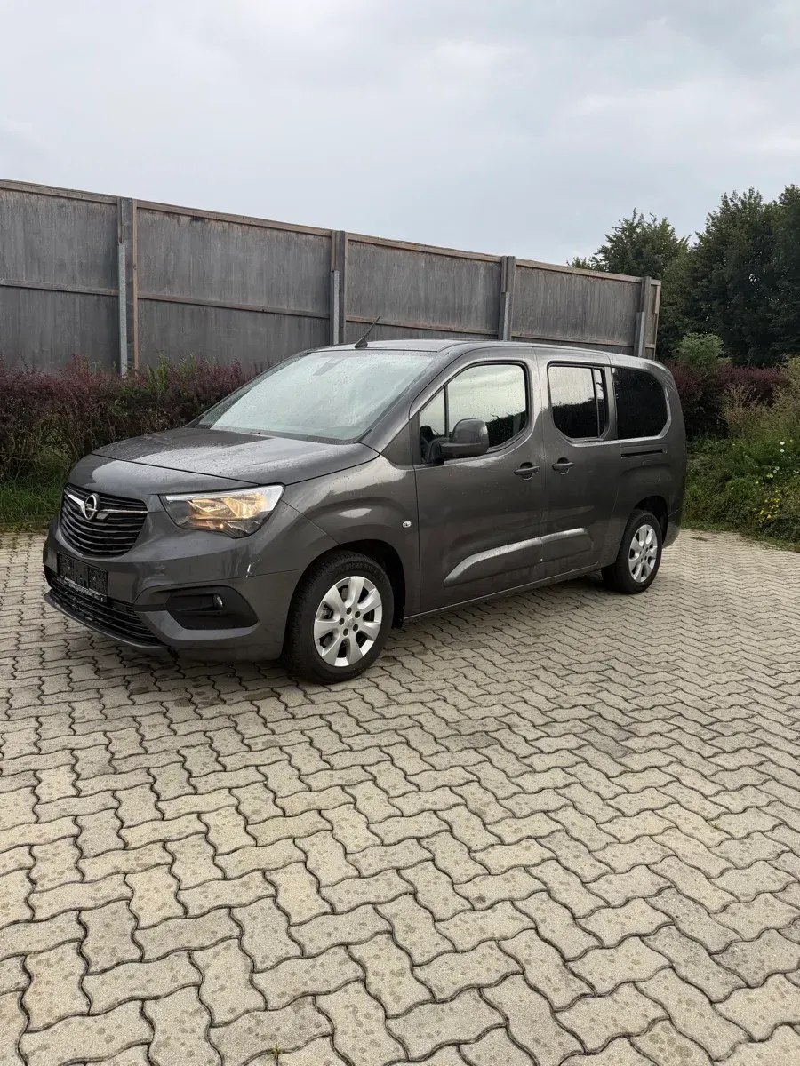 Opel Combo 2020 photo 2