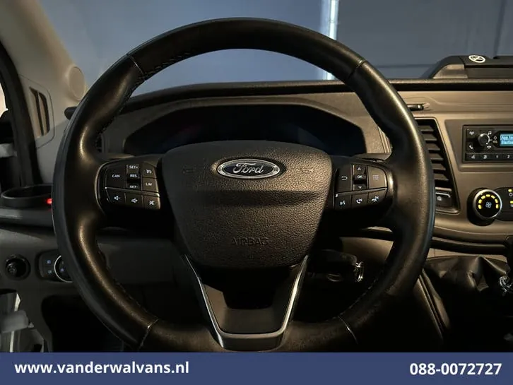 Ford Transit 2022 photo 3