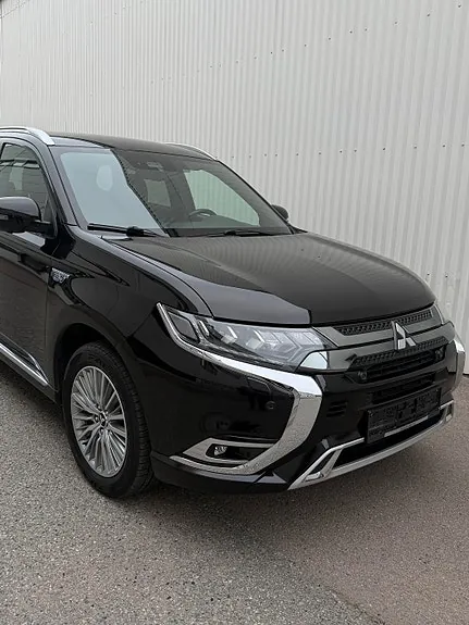 Mitsubishi Outlander 2019 photo 3