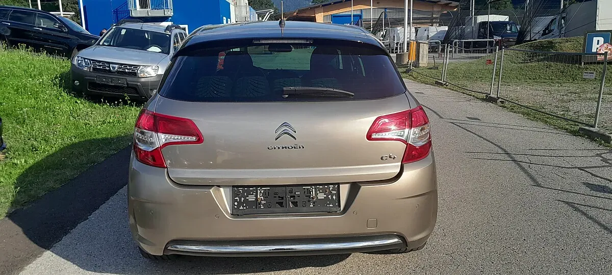 Citroen C4 2012 photo 3