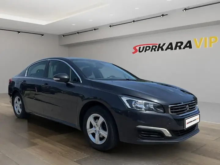 Peugeot 508 2017 photo 3