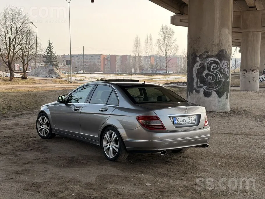 Mercedes-Benz C320 2008 photo 3