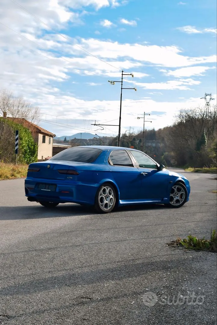 Alfa Romeo 156 2004 photo 2