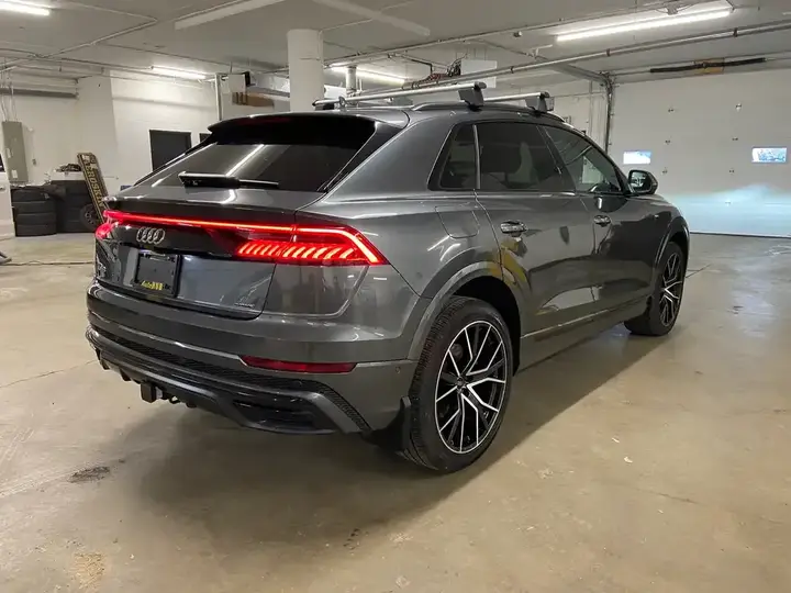 Audi Q8 2022 photo 5