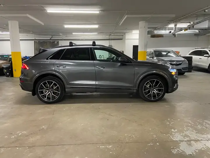 Audi Q8 2022 photo 4
