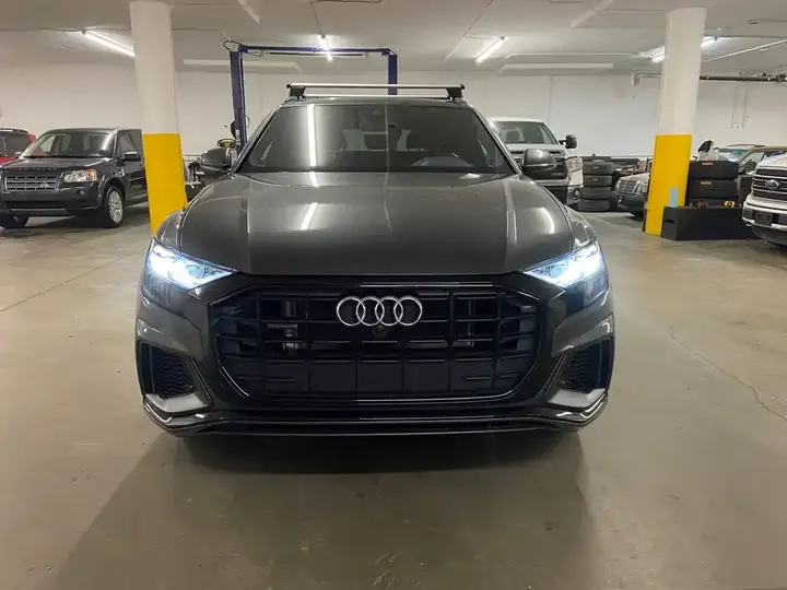 Audi Q8 2022 photo 2