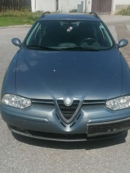 Alfa Romeo 156