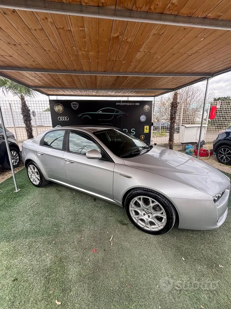 Alfa Romeo 159 2007 photo 4
