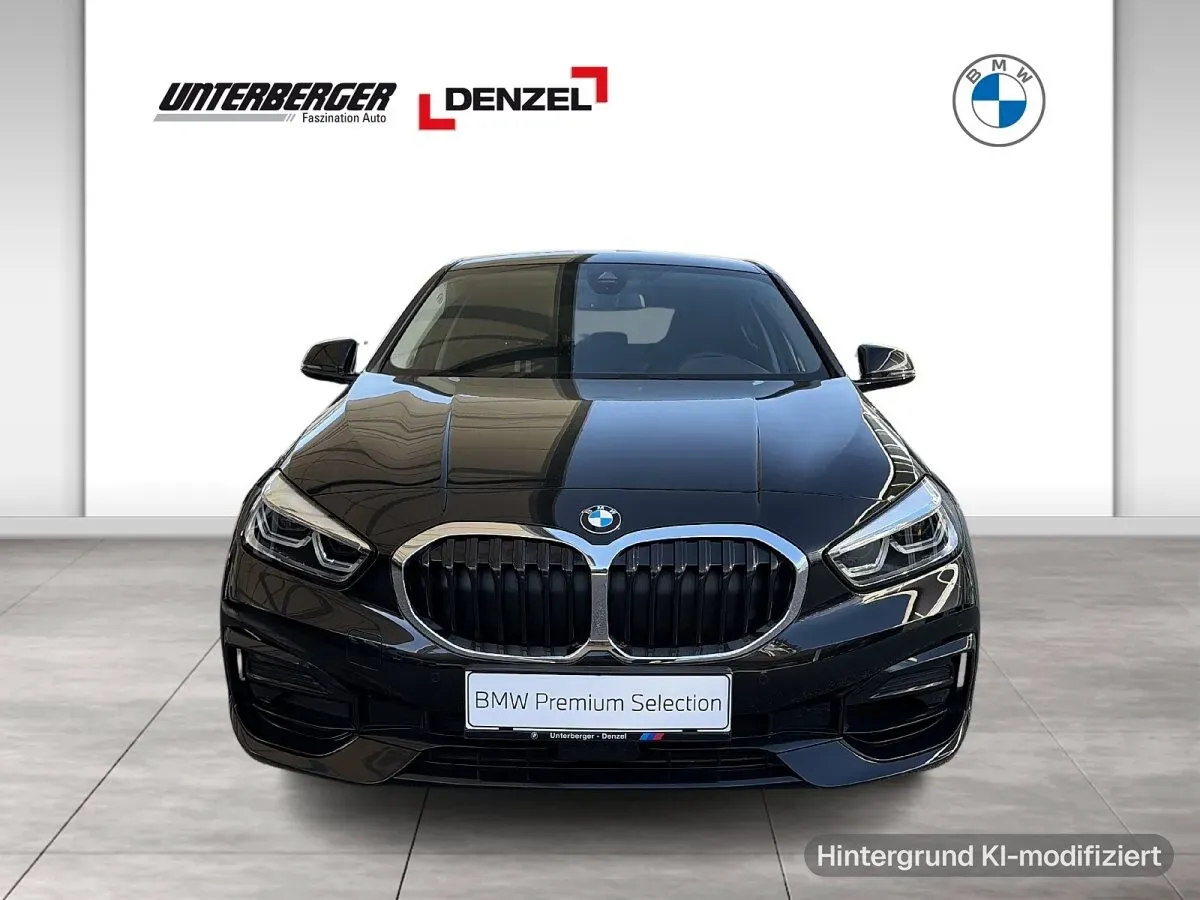 BMW 1 Series 2022 photo 2