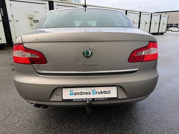 Skoda Superb 2008 photo 5