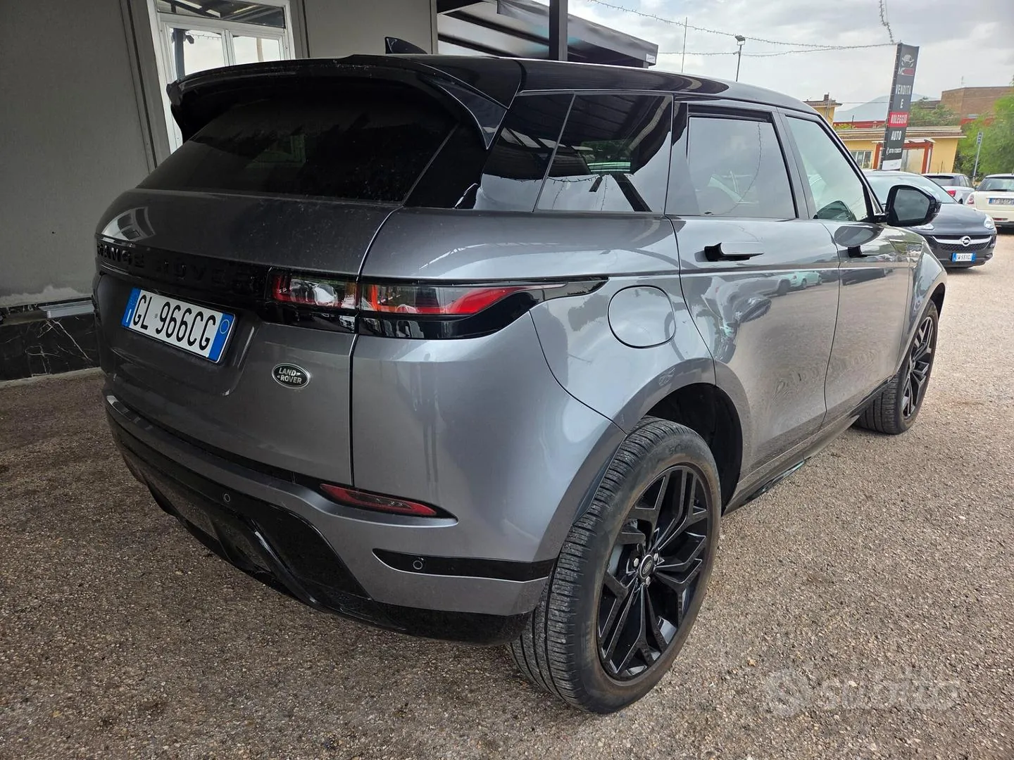 Land Rover Range Rover Evoque 2023 photo 5
