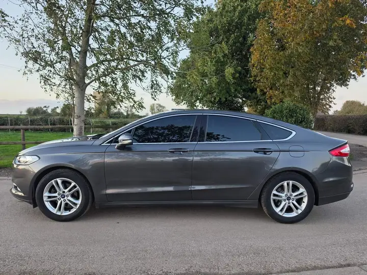 Ford Mondeo 2017 photo 2
