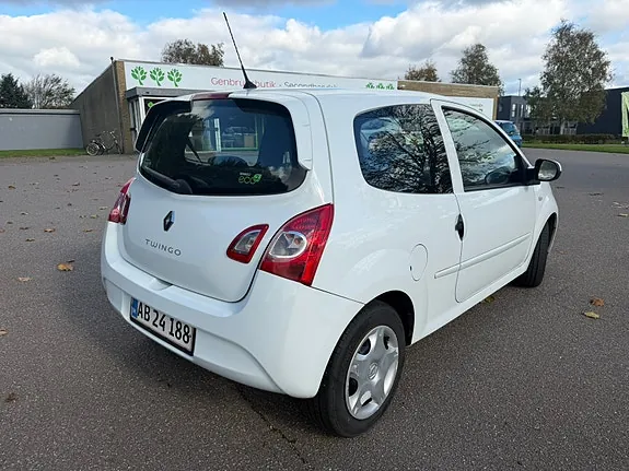 Renault Twingo 2012 photo 3
