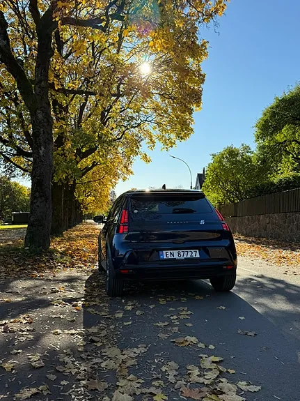 Renault 5 E-Tech 2025 photo 5