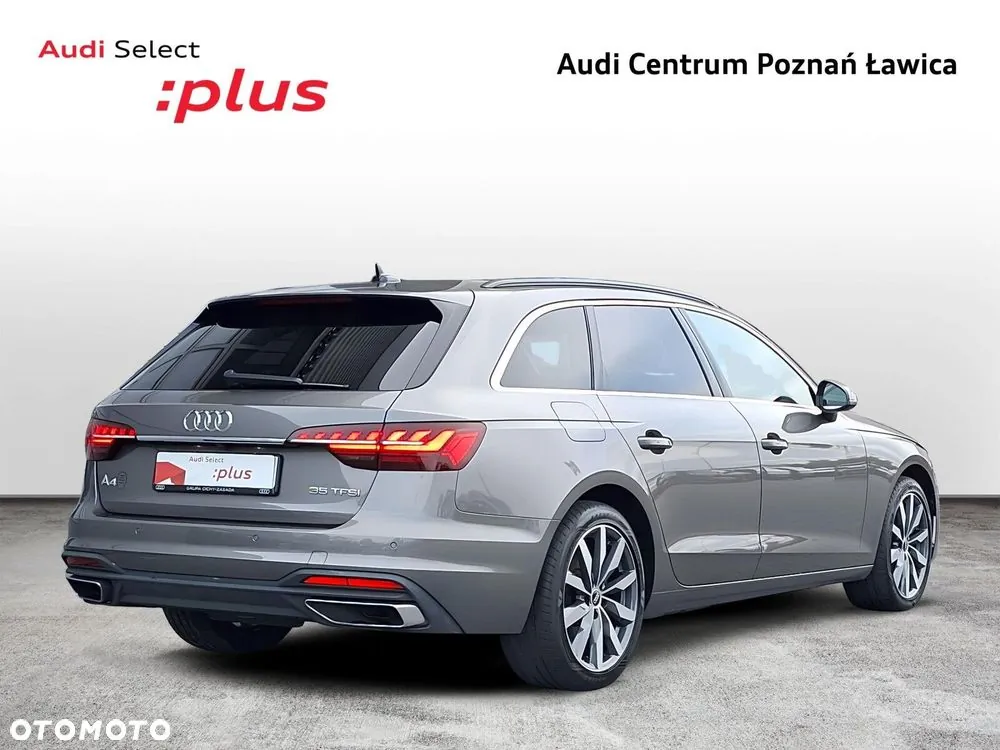 Audi A4 Avant 2022 photo 2