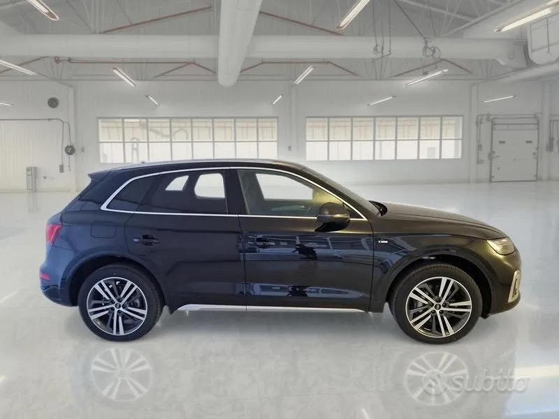 Audi Q5 2023 photo 3