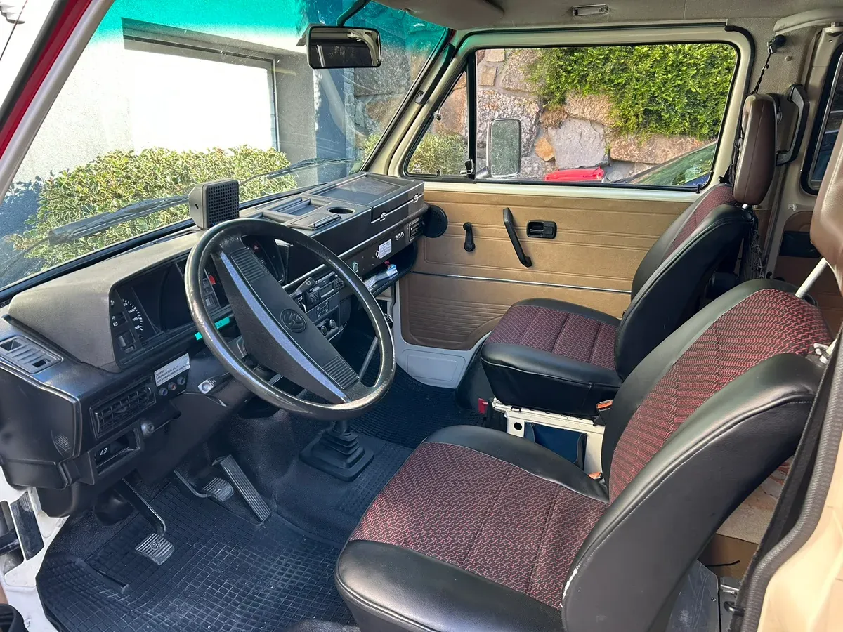 Volkswagen T3 1989 photo 2